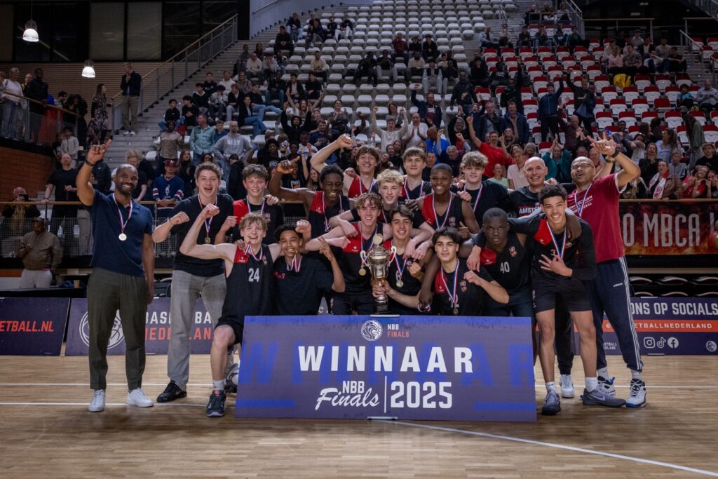 MBCA pakt landstitel basketbal M16 na spannende game tegen Lokomotief.