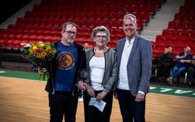 Tony Schouten ontvangt Rob Verheuvel Award 2025