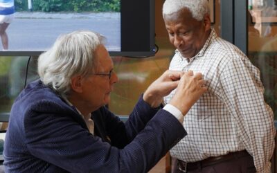 Diverse onderscheidingen voor Marcel Welch bij reünie Rotterdam Zuid