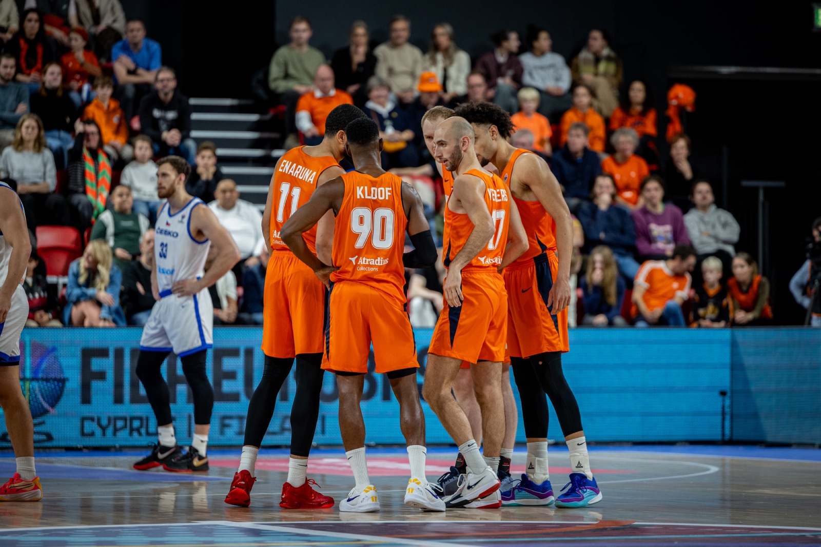 Orange Lions (m) in een wedstrijd tegen Griekenland.