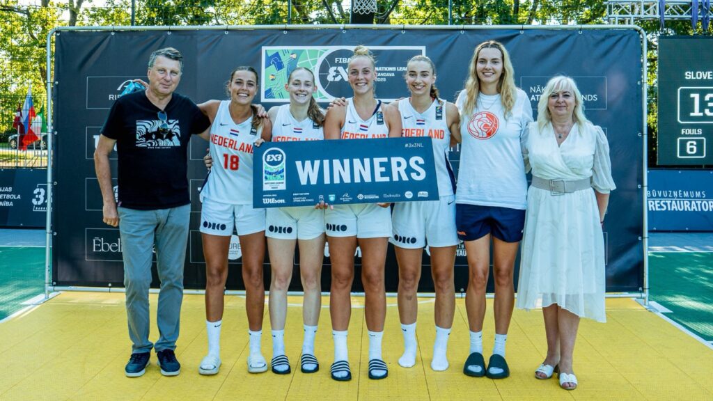 De Vrouwen U23 na winst in de Nations League (juli 2025)