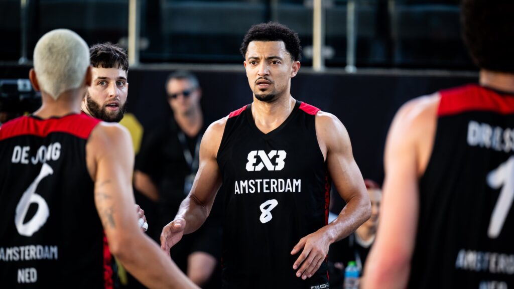 Team Amsterdam RABOBANK in actije tijdens de World Tour Finals (november 2025)