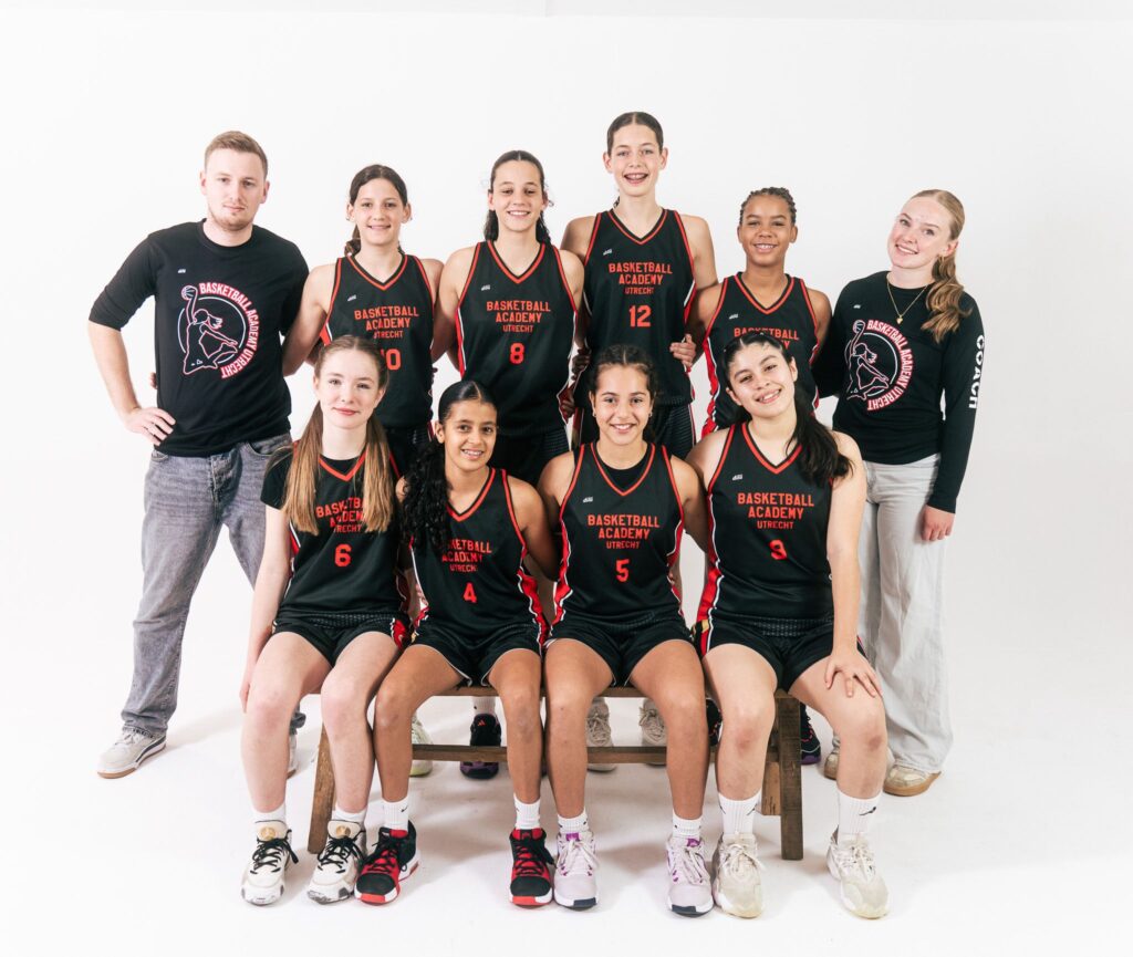 Basketball Academy Utrecht V14 staat in de NBB Finals 2026